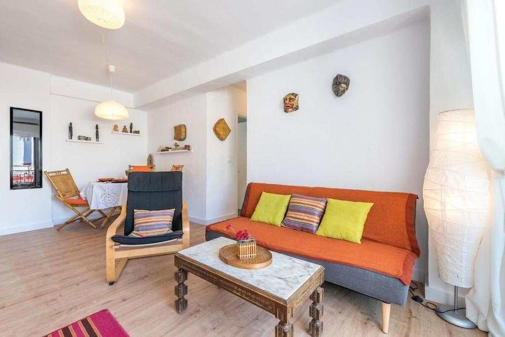Apartment Views In Calm Center Malaga